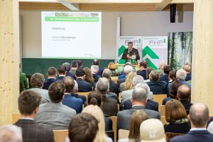 118 2022 11 fhp holzgespraeche