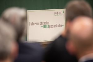 142 2022 11 fhp holzgespraeche
