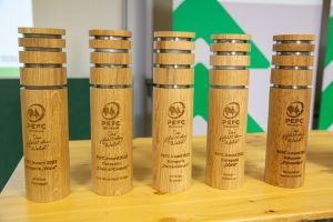 171 2022 11 fhp holzgespraeche